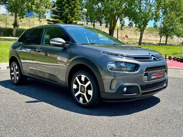 Citroën C4 Cactus 2019 - 12890 EUR, 119000 km - AUTO.MOTO.pt - 119000km - foto 4 de 41