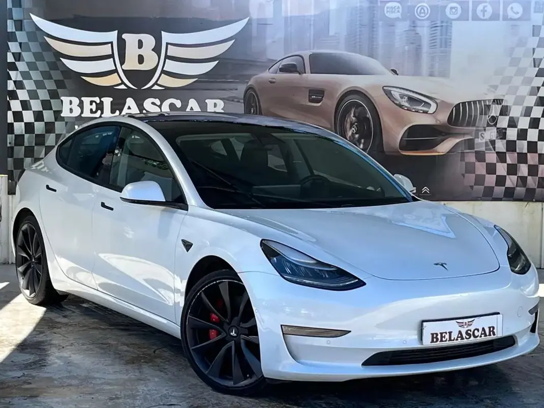 Tesla Model 3 2020 - 23900 EUR, 107000 km - AUTO.MOTO.pt - 107000km - foto 11 de 14