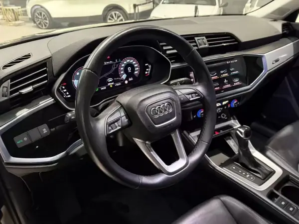 Audi Q3 Sportback 2022 - 39990 EUR, 99000 km - AUTO.MOTO.pt - 99000km - foto 12 de 30