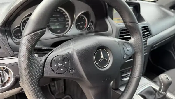 Mercedes-Benz E 250 2010 - 17000 EUR, 0 km - AUTO.MOTO.pt - foto 22 de 56