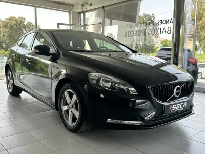 Volvo V40 2018 - 16890 EUR, 100139 km - 100139km - foto 4 de 21