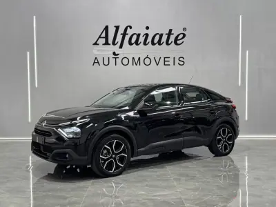 Citroën e-C4 2023 - 24890 EUR, 26000 km - foto 1 de 25