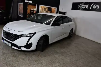 Peugeot 308 2023 - 21900 EUR, 120000 km - AUTO.MOTO.pt - 120000km - foto 3 de 28