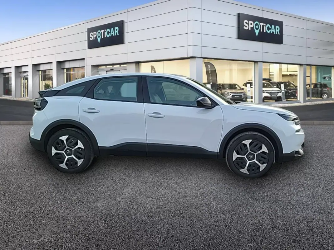 Citroën C4 2025 - 23900 EUR, 23477 km - AUTO.MOTO.pt - 23477km - foto 4 de 28