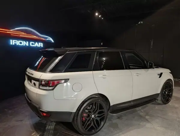 Land Rover Range Rover Sport 2018 - 47900 EUR, 107438 km - AUTO.MOTO.pt - 107438km - foto 4 de 17
