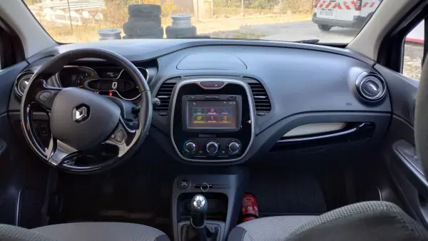 Renault Captur 2016 - 9950 EUR, 194000 km - 194000km - foto 22 de 35