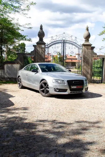 Audi A5 2010 - 13950 EUR, 218325 km - 218325km - foto 1 de 9