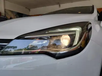 Opel Astra Sports Tourer 2020 - 12900 EUR, 137000 km - 137000km - foto 2 de 19