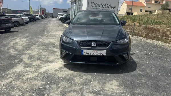 SEAT Ibiza 2024 - 15490 EUR, 44000 km - AUTO.MOTO.pt - 44000km - foto 2 de 21