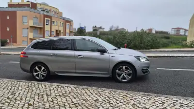 Peugeot 308 SW 2016 - 11480 EUR, 219000 km - AUTO.MOTO.pt - 219000km - foto 5 de 14
