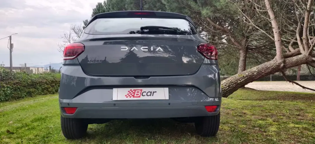 Dacia Sandero 2025 - 16990 EUR, 2000 km - AUTO.MOTO.pt - 2000km - foto 10 de 39