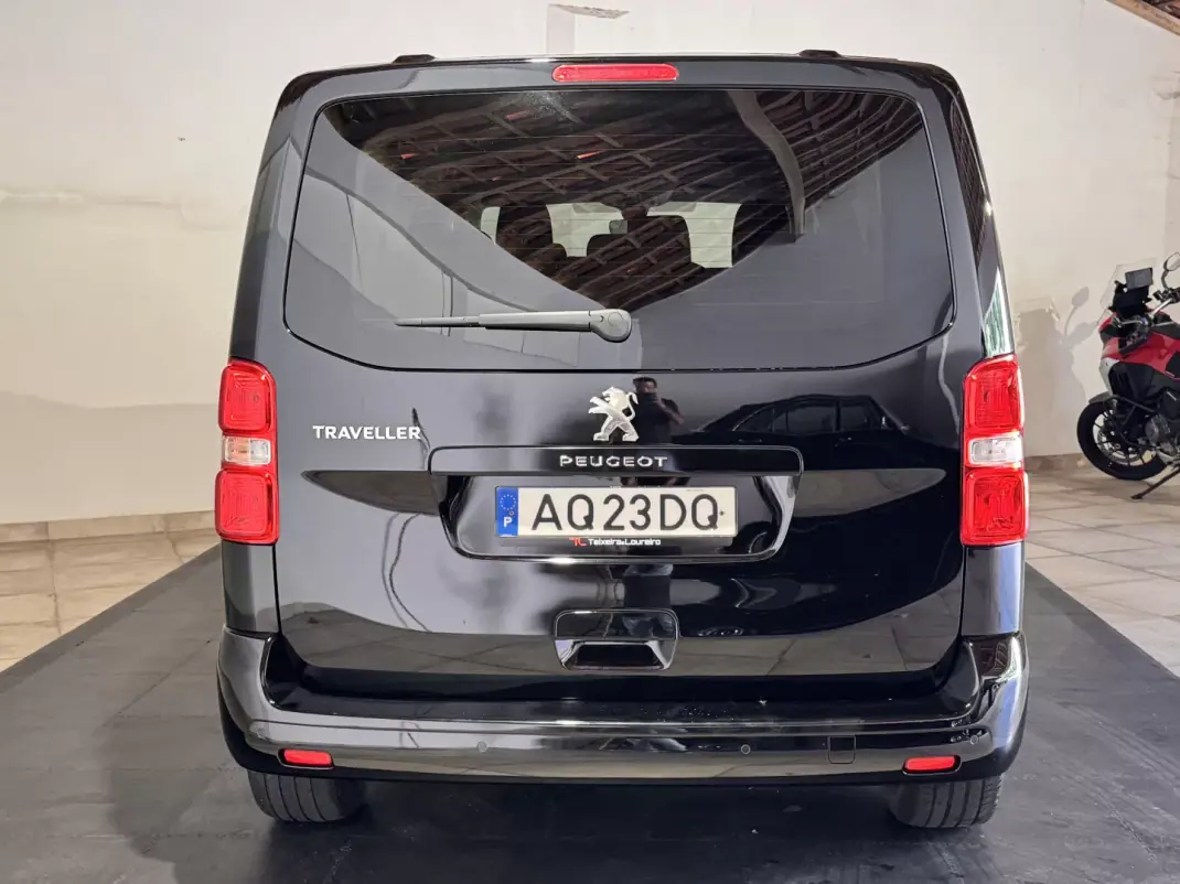 Peugeot Traveller 2022 - 29900 EUR, 103299 km - 103299km - foto 5 de 22