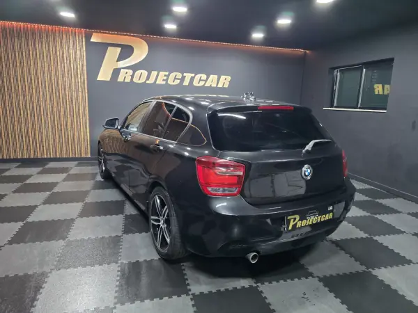 BMW 118 2014 - 15900 EUR, 178000 km - AUTO.MOTO.pt - 178000km - foto 7 de 16