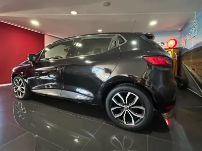 Renault Clio 2018 — photo 4 of 20