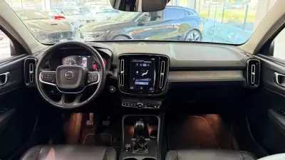 Volvo XC 40 2018 - 24990 EUR, 65080 km - 65080km - foto 16 de 30