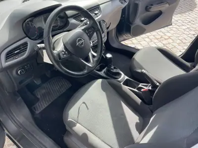 Opel Corsa 2017 - 9750 EUR, 109357 km - AUTO.MOTO.pt - 109357km - foto 7 de 9
