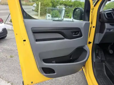 Citroën Jumpy 2019 - 15900 EUR, 122000 km - AUTO.MOTO.pt - 122000km - foto 45 de 60
