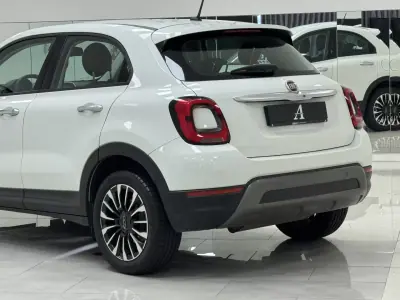 Fiat 500X 2019 - 14890 EUR, 67000 km - AUTO.MOTO.pt - 67000km - foto 7 de 25