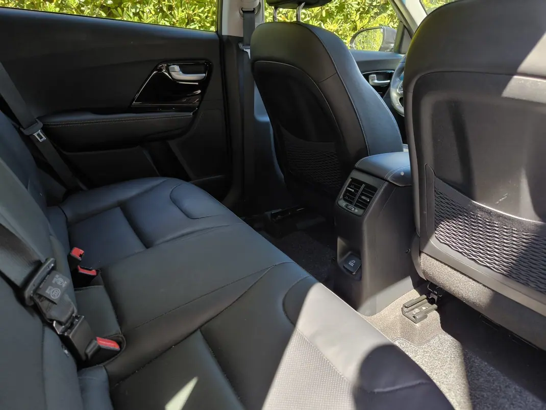 Kia Niro 2019 - 17000 EUR, 54000 km - 54000km - foto 11 de 11