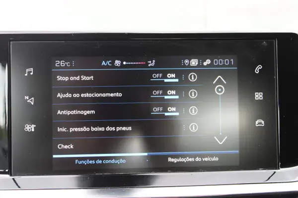 Peugeot 208 2021 - 13490 EUR, 118000 km - AUTO.MOTO.pt - 118000km - foto 21 de 25