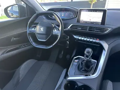 Peugeot 3008 2019 - 14900 EUR, 190000 km - 190000km - foto 30 de 64