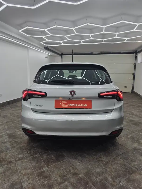 Fiat Tipo 2023 - 15350 EUR, 48173 km - AUTO.MOTO.pt - 48173km - foto 28 de 43