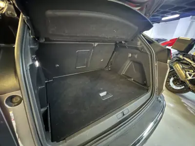Peugeot 3008 2018 - 13990 EUR, 119000 km - 119000km - foto 30 de 38