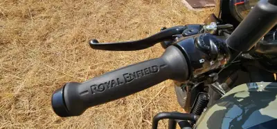Royal Enfield Shotgum 2024 - 5999 EUR, 5200 km - AUTO.MOTO.pt - 5200km - foto 9 de 33