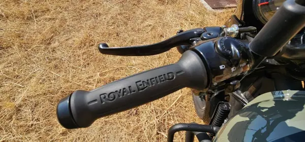 Royal Enfield Shotgum 2024 - 5999 EUR, 5200 km - AUTO.MOTO.pt - 5200km - foto 9 de 33