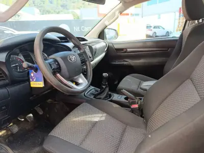 Toyota Hilux 2022 - 26900 EUR, 162378 km - 162378km - foto 11 de 14