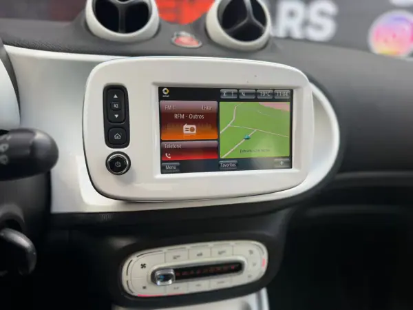 Smart ForFour 2016 - 8900 EUR, 103445 km - 103445km - foto 5 de 11