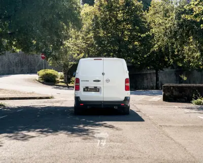 Opel Vivaro 2021 — photo 4 of 46