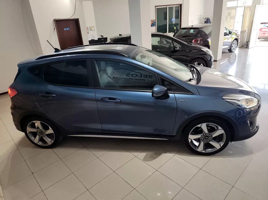 Ford Fiesta 2019 - 12800 EUR, 78000 km - 78000km - foto 9 de 22