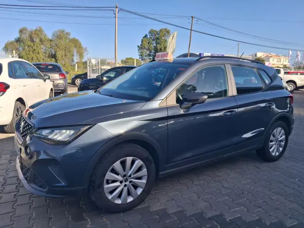SEAT Arona 2022 - 14990 EUR, 150000 km - AUTO.MOTO.pt - 150000km - foto 5 de 5