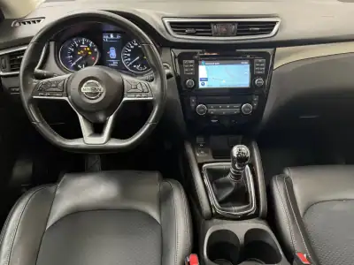 Nissan Qashqai 2017 - 16890 EUR, 117000 km - AUTO.MOTO.pt - 117000km - foto 18 de 40