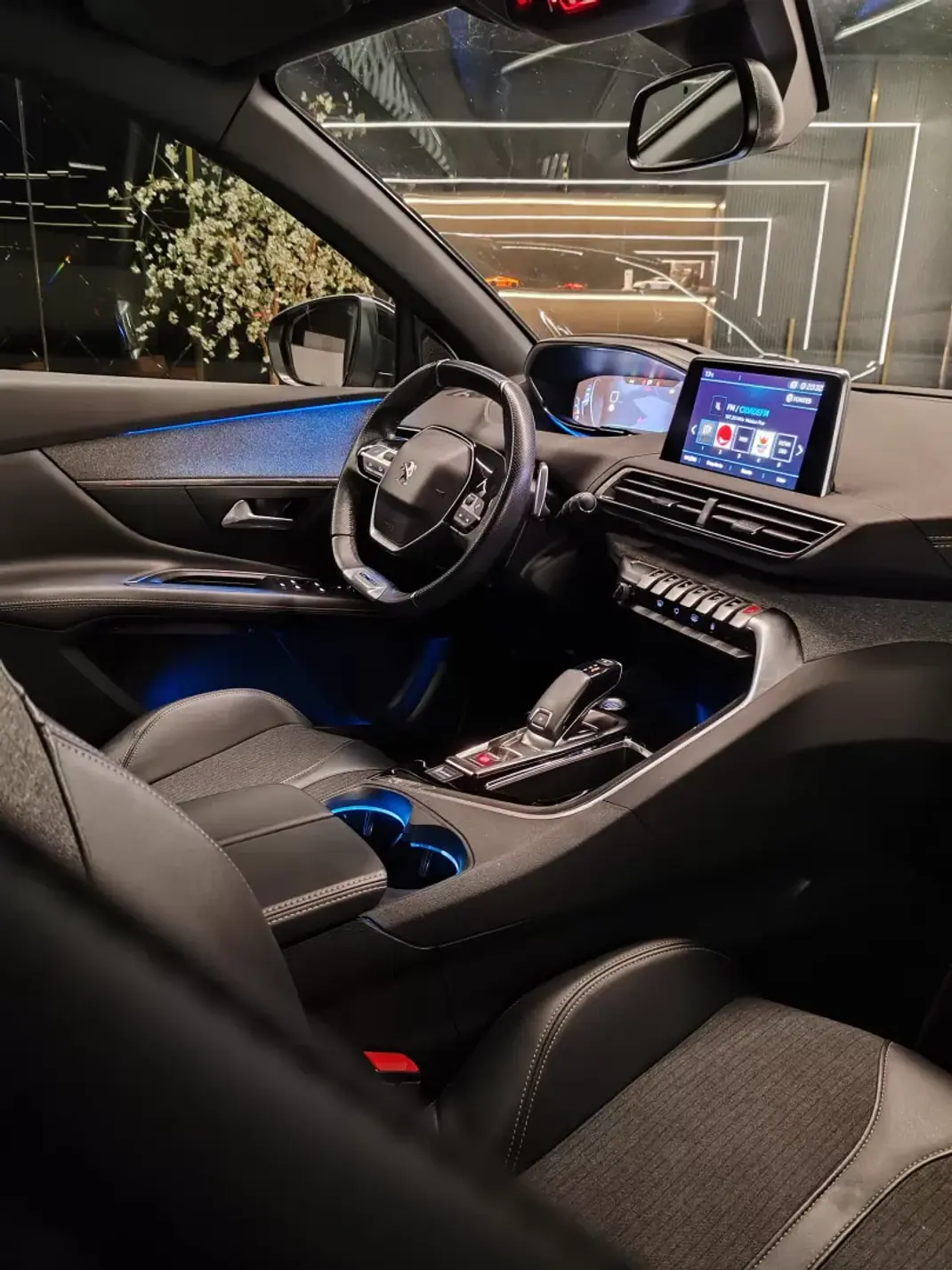 Peugeot 3008 2020 - 19750 EUR, 125731 km - AUTO.MOTO.pt - 125731km - foto 9 de 16