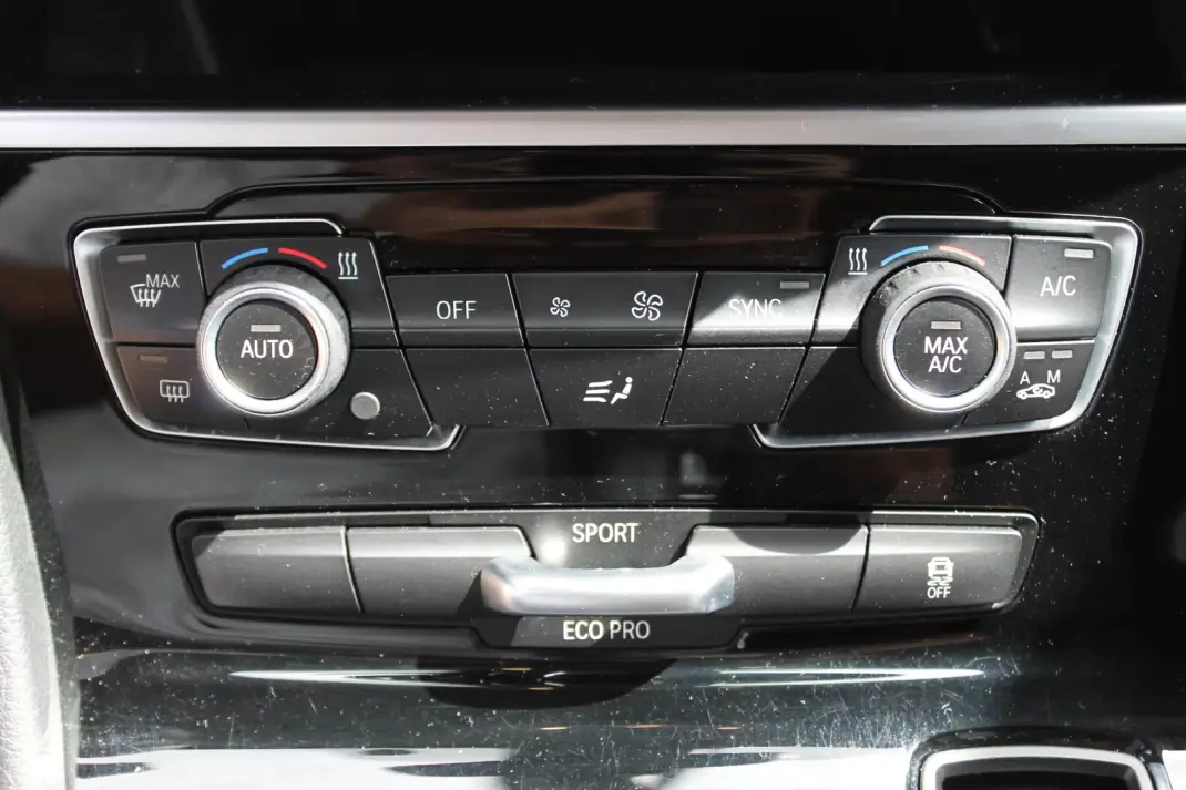 BMW 216 Active Tourer 2017 - 13900 EUR, 169000 km - 169000km - foto 25 de 35