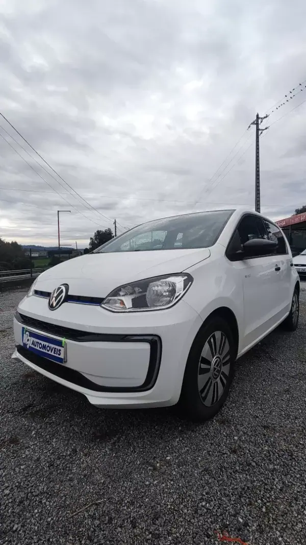 Volkswagen e-Up! 2020 - 11998 EUR, 0 km - AUTO.MOTO.pt - foto 4 de 23