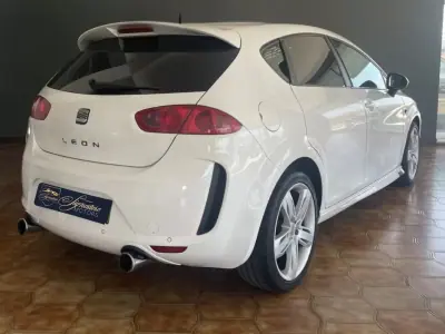 SEAT Leon 2012 - 12900 EUR, 163105 km - AUTO.MOTO.pt - 163105km - foto 5 de 27