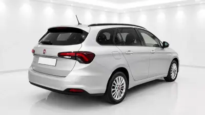 Fiat Tipo Station Wagon 2022 - 8999 EUR, 220000 km - 220000km - foto 3 de 8