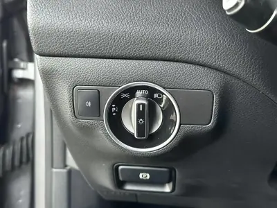 Mercedes-Benz CLA 200 2016 - 21900 EUR, 163435 km - AUTO.MOTO.pt - 163435km - foto 17 de 32