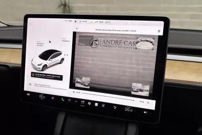 Tesla Model 3 2021 - 25450 EUR, 58710 km - AUTO.MOTO.pt - 58710km - foto 18 de 56