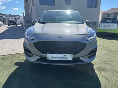Ford Kuga 2022 - 24990 EUR, 69179 km - AUTO.MOTO.pt - 69179km - foto 3 de 14
