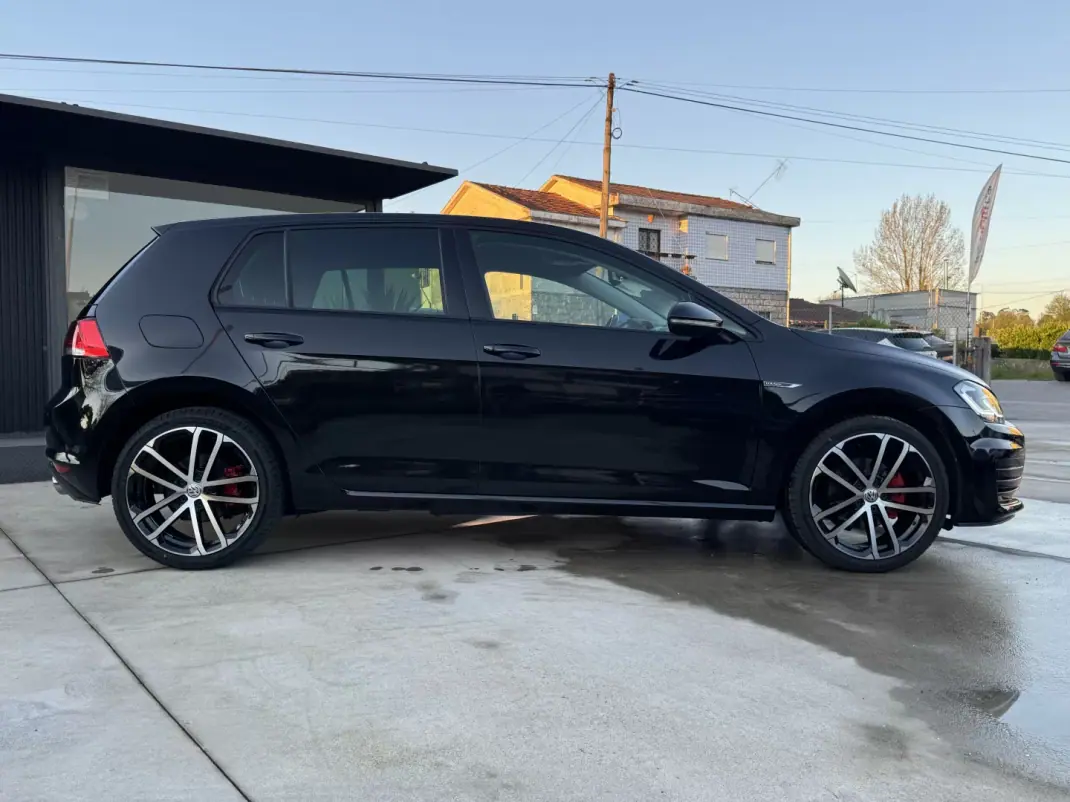 Volkswagen Golf 2015 - 15999 EUR, 180000 km - AUTO.MOTO.pt - 180000km - foto 24 de 24