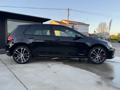 Volkswagen Golf 2015 - 15999 EUR, 180000 km - AUTO.MOTO.pt - 180000km - foto 24 de 24
