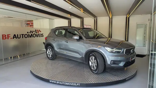 Volvo XC 40 2018 - 21900 EUR, 36539 km - AUTO.MOTO.pt - 36539km - foto 5 de 52