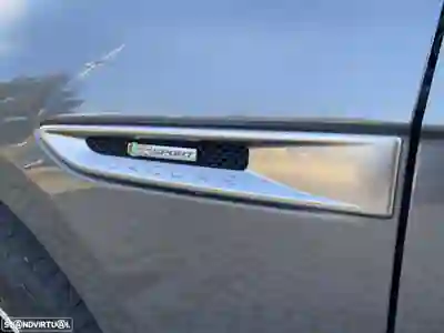 Jaguar F-Pace 2017 - 22500 EUR, 160000 km - AUTO.MOTO.pt - 160000km - foto 4 de 14