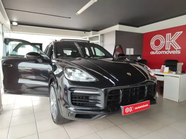 Porsche Cayenne 2020 - 74500 EUR, 67300 km - AUTO.MOTO.pt - 67300km - foto 17 de 40