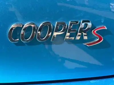 MINI Cooper 2018 - 22900 EUR, 110452 km - AUTO.MOTO.pt - 110452km - foto 13 de 26