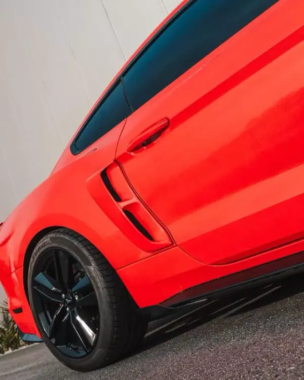 Ford Mustang 2016 - 46950 EUR, 108000 km - AUTO.MOTO.pt - 108000km - foto 27 de 31